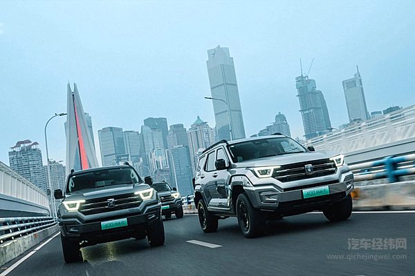 跨级挑战 山海T2四驱版对决坦克400有一战之力吗？