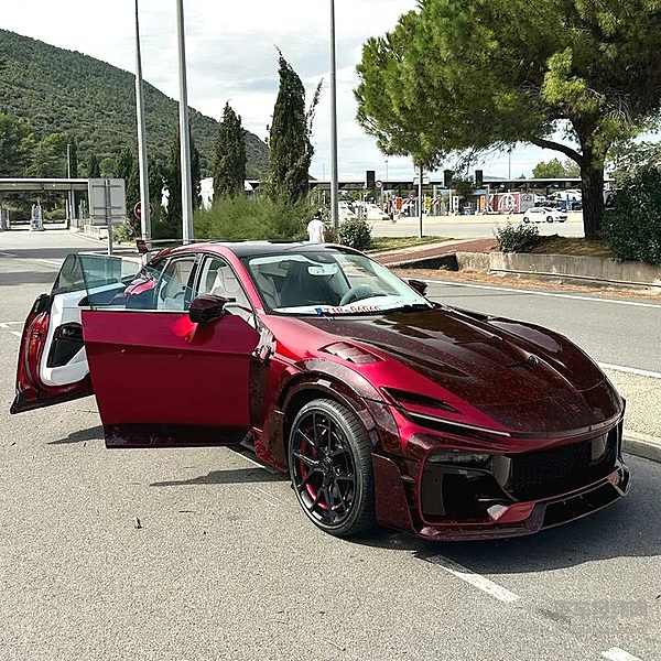 法拉利PurosangueMANSORY定制方案