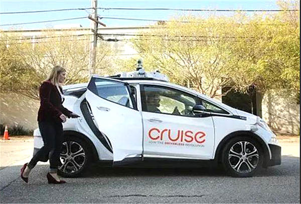 传通用自动驾驶研发遇阻 无法精准检测行人