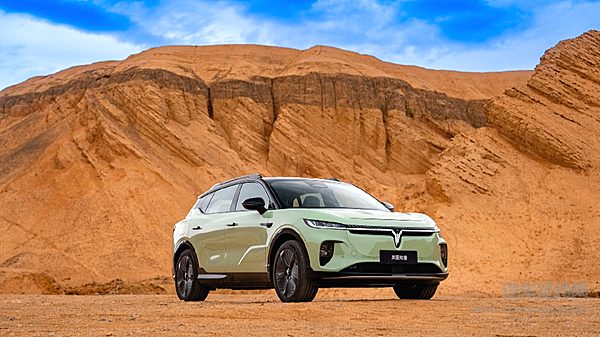 既拼配置也拼科技 岚图知音与阿维塔07谁的性价比更高？