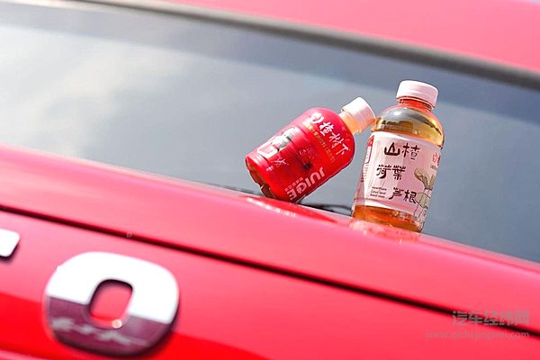 山楂树下集团与南京依维柯深化战略合作：万车启航，共筑未来