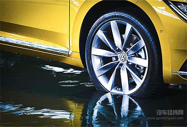 用颜值“收买人心” 大众CC成功引起车主的注意！