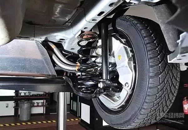 轮毂电机跟滑板底盘更配？