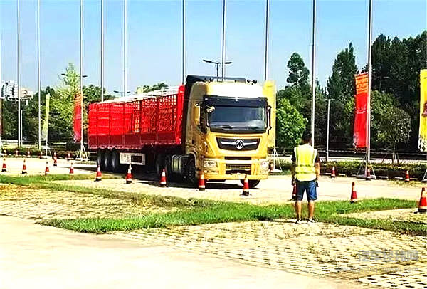 东风天龙中国卡车驾驶员大赛半决赛在“天府之国”成都鸣锣开战