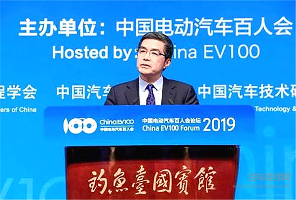 易燃爆，续航短！电动汽车锂电池的这些问题怎么解决？