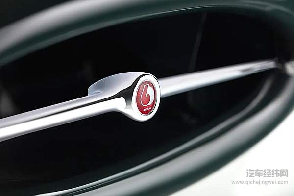 致敬E-Type诞生60周年 捷豹打造E-Type 限量版车型