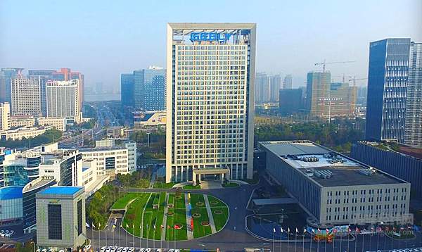 “李安”亲掌极氪 吉利“绿”巨人可期