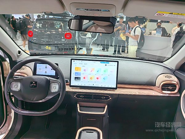 江淮也有核心装备！全栈线控智慧底盘到底有多强？