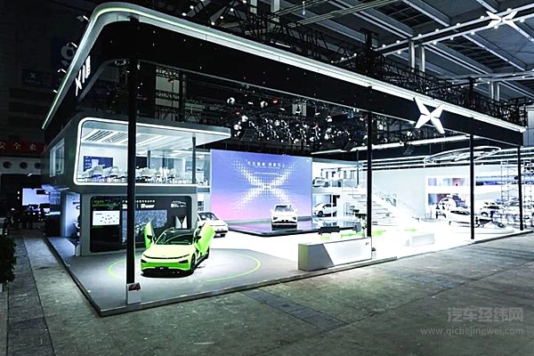 城市NOA加速落地 新势力一拥而上的技术有何特点？