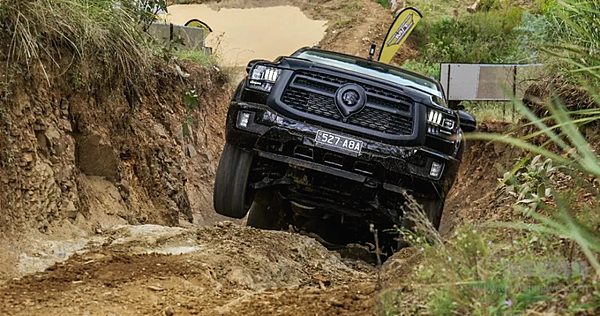 真实力！山海炮Hi4-T斩获澳洲权威媒体“2025最佳新能源皮卡”大奖