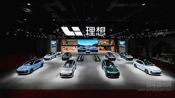 直击上海车展 理想汽车展台有多热闹