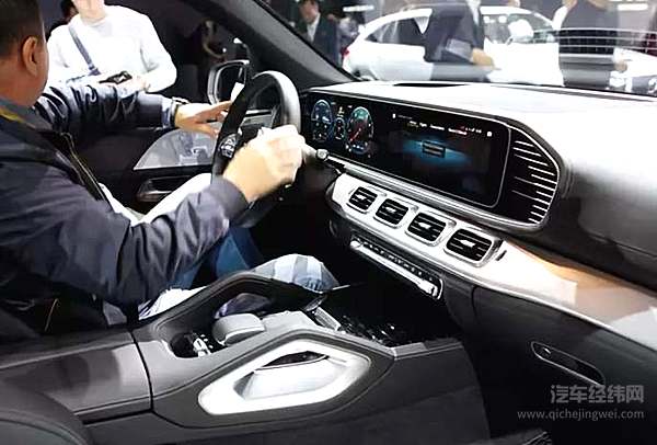 巴黎畅想曲之一：小车天堂的故事