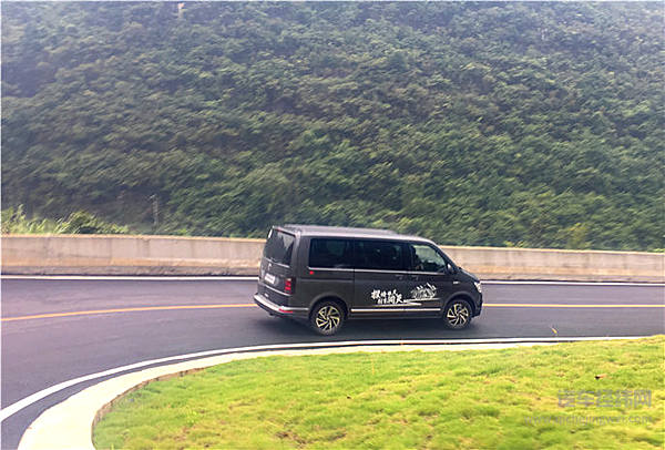 大众迈特威探索版限量上市 越野实力带来多功能车全新体验