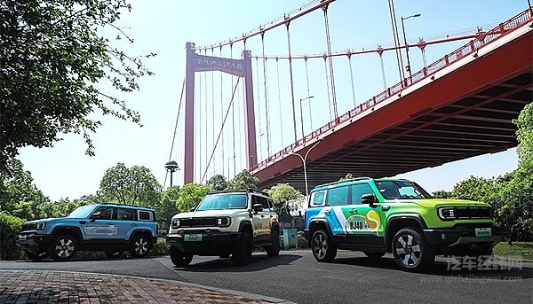 预算20万元出头 北京越野BJ40与哈弗猛龙你选择哪一个？