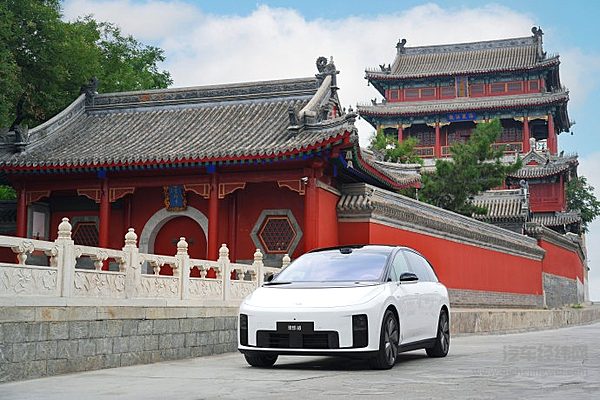 30万级纯电SUV二选一 昊铂HL能否挑战理想i8？