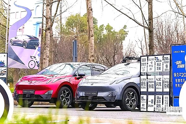 都为年轻人打造 领克Z20与蔚来萤火虫谁更有吸引力？