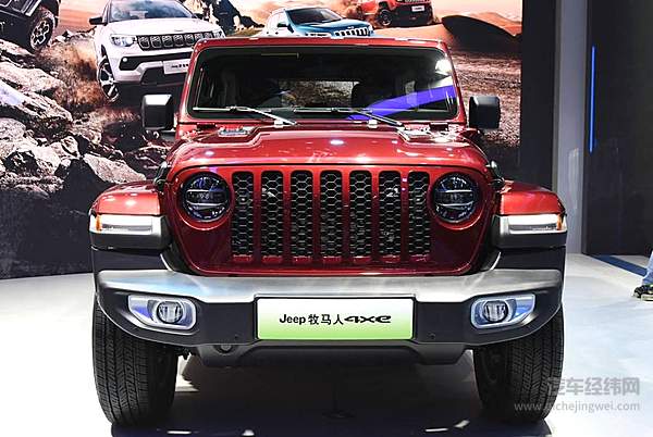 左手V8右手电池 哪款牧马人更强？