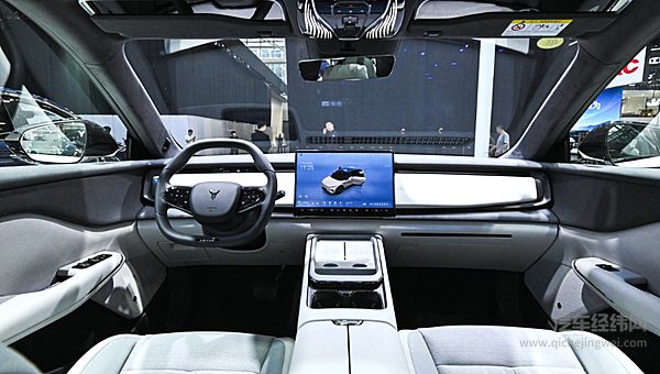 纯电家用SUV双子星 岚图知音与极氪7X谁的吸引力更强？