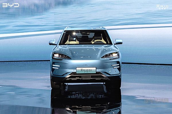 宋PLUS冠军版逆势涨价 换上“海豹脸”后能否延续辉煌？