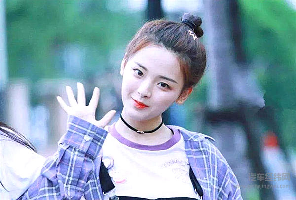 转发这个杨超越，不用造车也能“出道”！