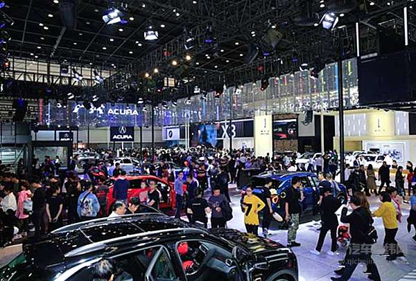 “车市钜惠 倾情钜献”2018第十一届郑州国际车展圆满落幕！