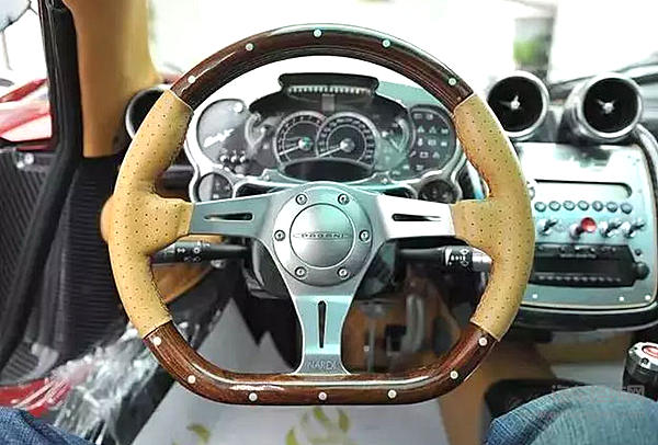 全球6大 亿元级 汽车方向盘大鉴赏，最后一个是中国的 ！