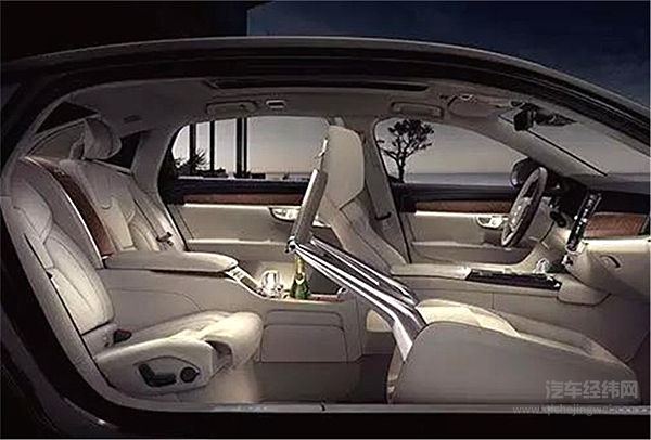 关于求生欲，其实只是一个取消副驾驶座的问题