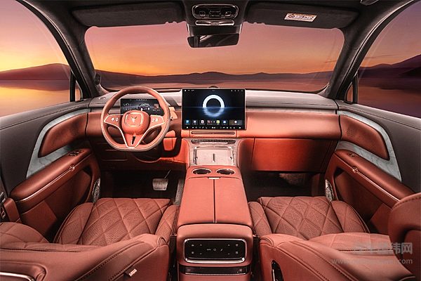 50万级大型SUV二选一 岚图泰山能否挑战问界M9？