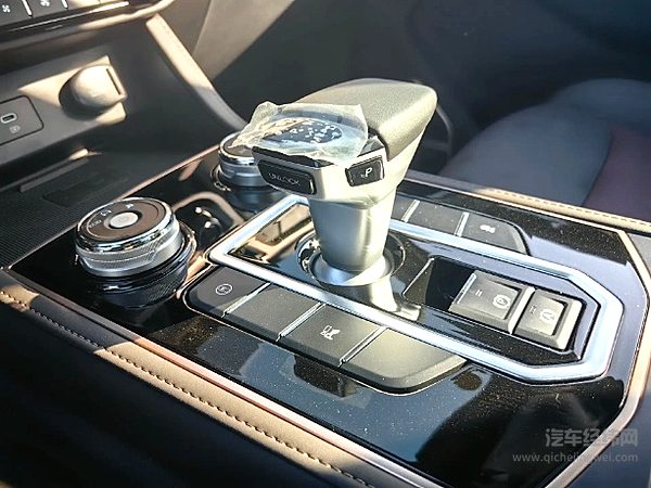 中国重汽入局 搏胜皮卡上市能否挑战长城炮？