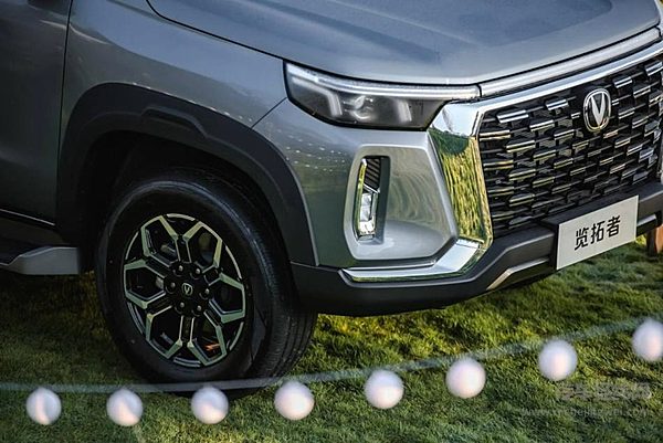 踏苍山观洱海！长安览拓者实力不俗 强势开拓皮卡市场