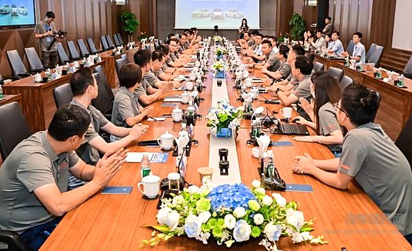 比亚迪易三方、第五代DM技术：开启技术新篇章赋能品牌竞争力