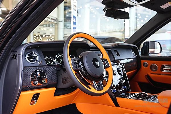 劳斯莱斯库里南MANSORY定制版