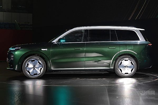 再度引入战略投资者 零跑牵手一汽能擦出什么样的火花？