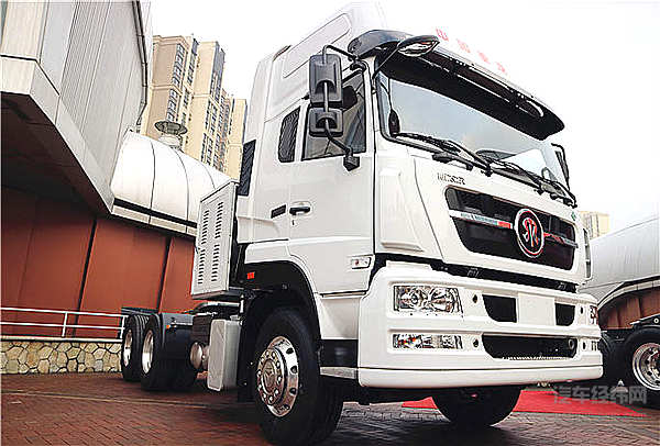 2017中国重汽推出5款斯太尔车型