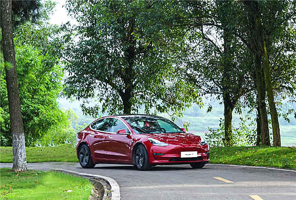 特斯拉降价！ 救了小鹏伤了国产Model 3