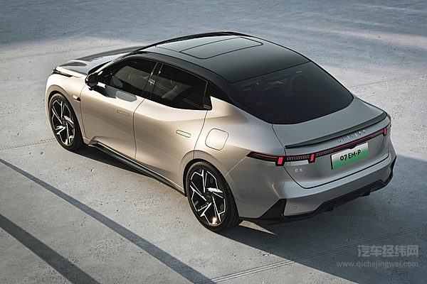 领克07 EM-P即将亮相 如何翻过海豹这座大山？