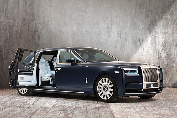 劳斯莱斯化身“Rose-Royce”   玫瑰幻影典藏版展现艺术气质