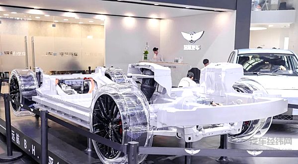 远航H8：以豪华重新定义电动出行 让卓越体验触手可及