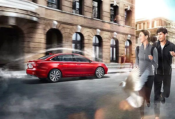 2018款荣威i6配置全面升级 8.98万带来家轿新体验