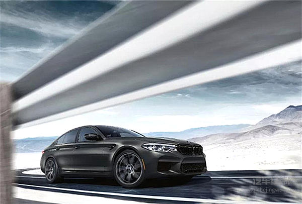 步入35岁黄金期的宝马M5依旧张扬！