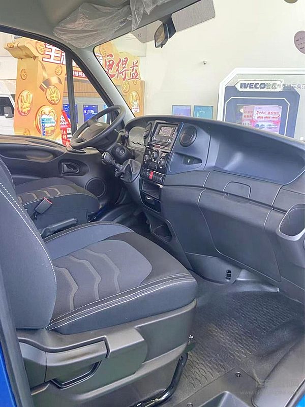 年中大促 依价到位！依维柯火力全开 售价8.99万元起