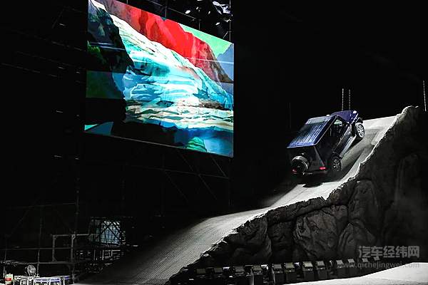 新梅赛德斯-奔驰G 350传承新生 142.98万元震撼上市