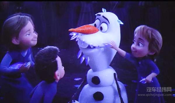 程涛结婚纪念日带孩子看电影