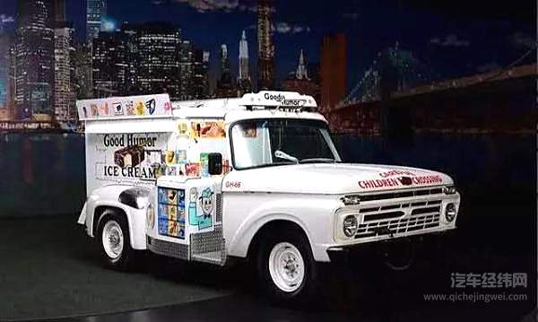 地摊经济走红 看似零门槛但其实也有专业要求！