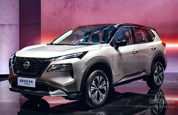 超混电驱奇骏外观