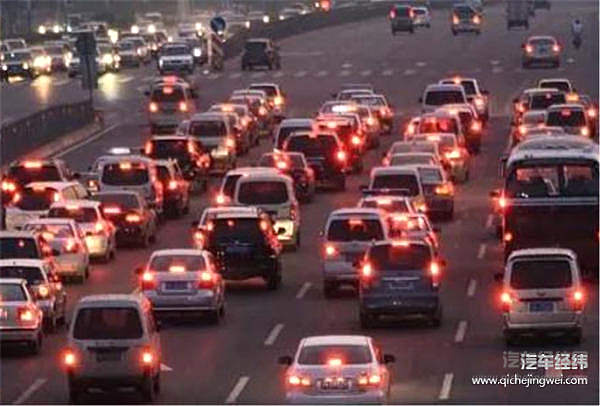 一半海水一半火焰，各派系车企产能布局进退图鉴