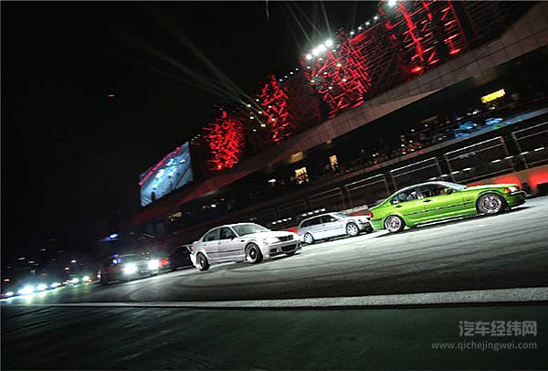 全新宝马3系上线 运动、豪华两不误！