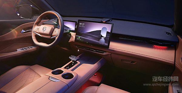 车企十万元级高性价比SUV 吉利星舰7 EM-i与长安UNI-Z 新能源谁更值得入手？