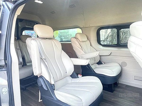 依维柯聚星/得意/欧胜纯电动车全面出击 满足用户多元化场景需求