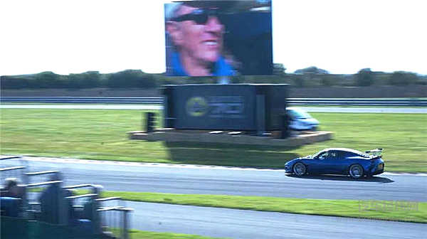 70岁！路特斯的生日会动静儿很大